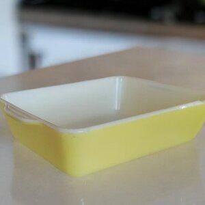 "RARE" Vintage Yellow Rectangular Pyrex 0503 B-4 Ovenware W/O Lid